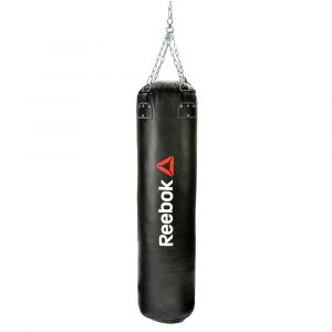 Saco de boxeo de alto rendimiento fabricado en cuero negro resistente con relleno de espuma de alta densidad y gran logo de Reebok.